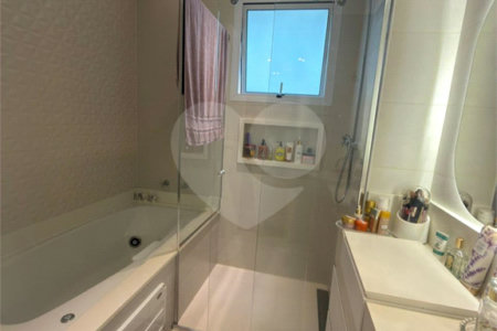 Apartamento à venda com 3 suítes em Santa Teresinha, São Paulo, SP