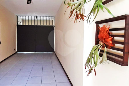 Casa à venda com 4 quartos, sendo 2 suítes, em Planalto Paulista, São Paulo, SP