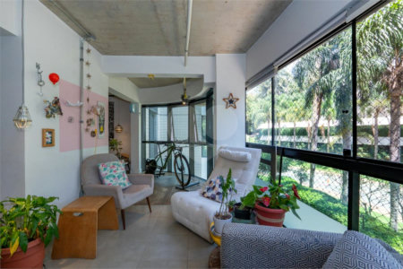Apartamento à venda com 3 quartos, sendo 1 suíte, em Jardim Morumbi, São Paulo, SP