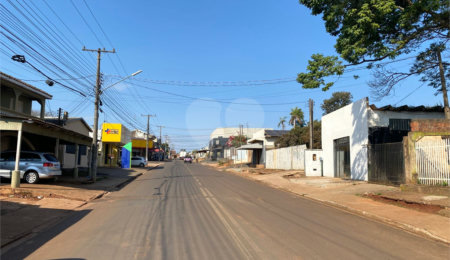 Salão à venda com 3 quartos, sendo 1 suíte, em Vila Áurea, Ponta Porã, MS