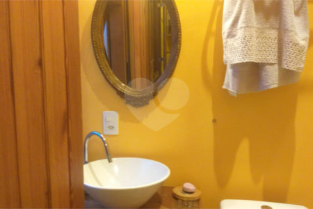 Casa à venda com 3 quartos, sendo 2 suítes, em Vila Mariana, São Paulo, SP