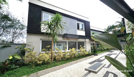 Casa à venda com 4 suítes no condomínio Vila Arese, São Paulo - SP