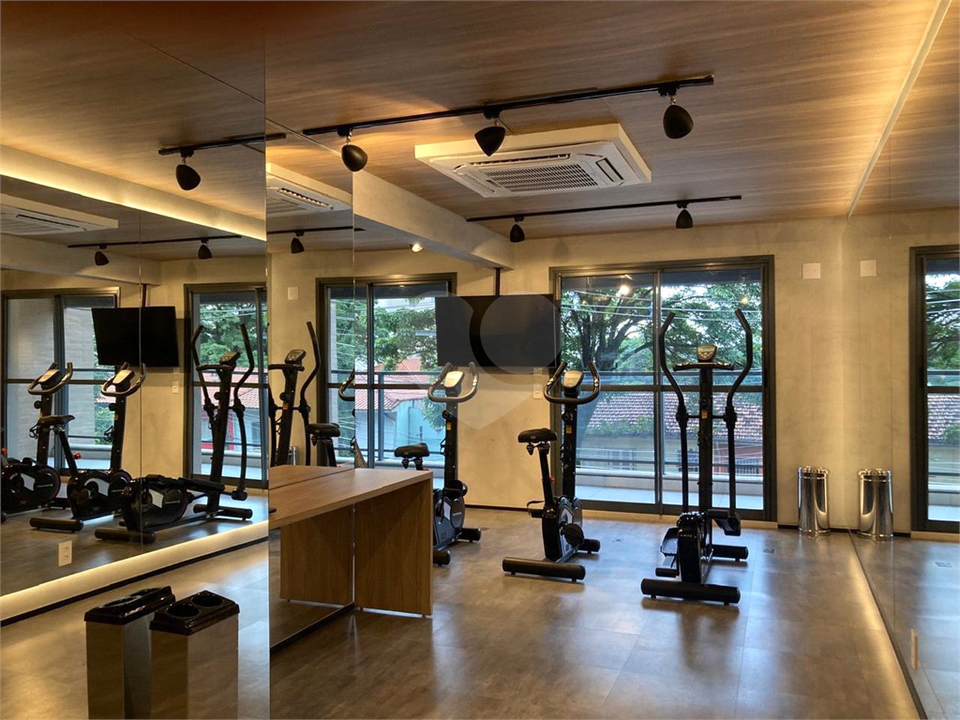 Apartamento à venda com 1 suíte em Pinheiros, São Paulo, SP