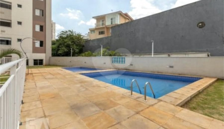 Apartamento à venda com 3 quartos, sendo 1 suíte,  em Chácara Cruzeiro do Sul, São Paulo, SP