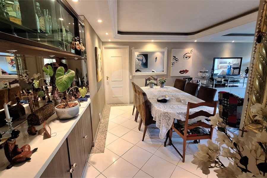 Apartamento a venda em Perdizes, 3 dormitórios, sendo 2 suítes e 2 vagas de garagem