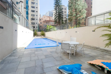 Apartamento em Higienópolis com 3 quartos, 3 suítes, 2 vagas, 277 m² de área útil