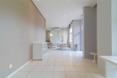 Apartamento à venda com 3 quartos, sendo 1 suíte,  em Morumbi, São Paulo, SP