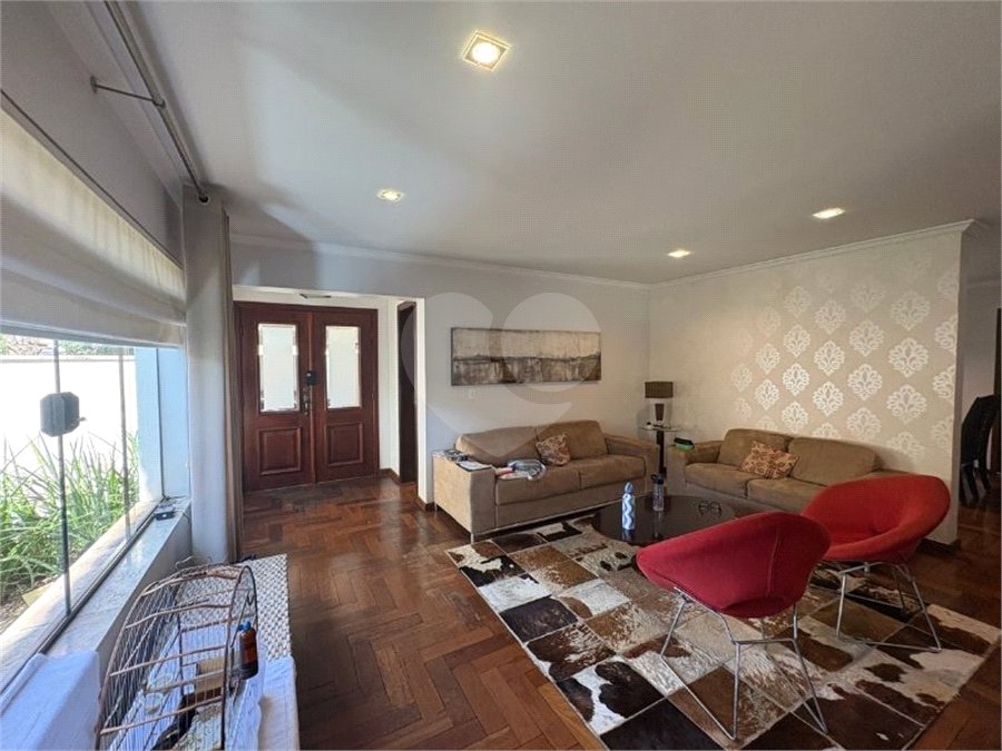 Casa à venda com 4 suítes no condomínio Granja Olga II, Sorocaba - SP