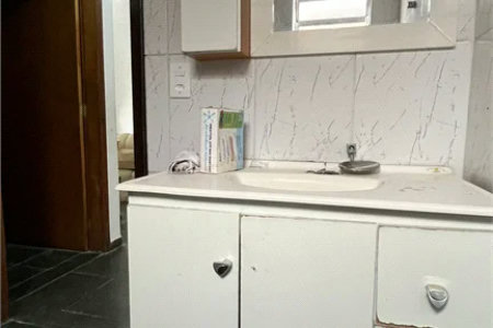 Casa Térrea à venda com 3 quartos em Jardim Dom José, São Paulo, SP