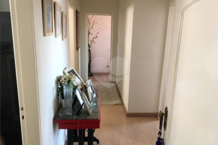 Apartamento à venda com 4 quartos, sendo 1 suíte, em Chácara Santo Antônio, São Paulo, SP