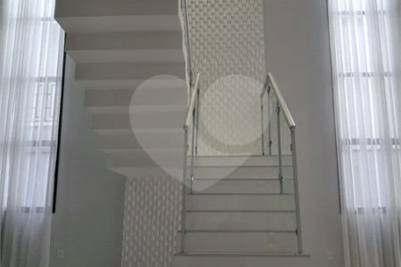 Casa à venda com 3 quartos, sendo 2 suítes,  no condomínio Brisas Jundiaí, Jundiaí - SP