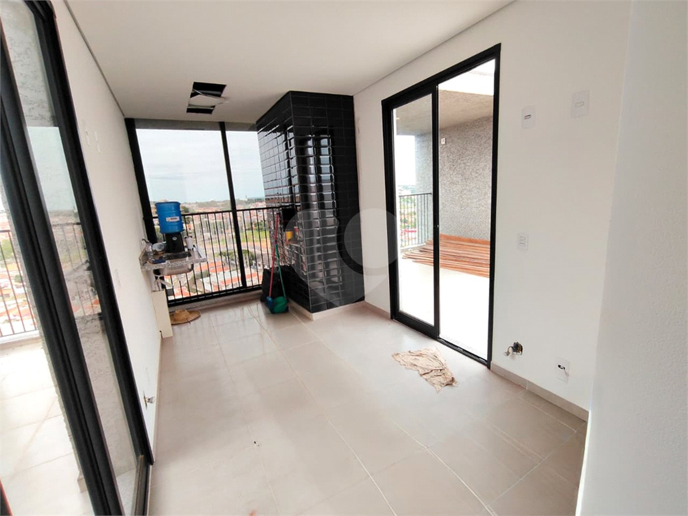 Duplex à venda com 2 quartos, sendo 1 suíte, em Vila Ginez, Itapetininga, SP