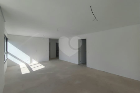 Apartamento à venda com 4 suítes em Jardim Leonor, São Paulo, SP