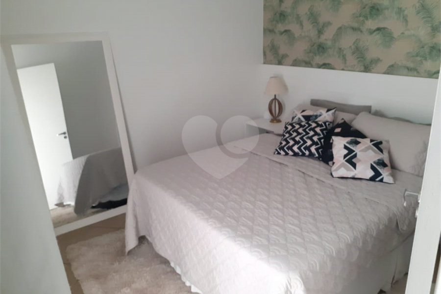 Casa à venda com 2 quartos, sendo 1 suíte, no condomínio Residencial Vila da Serra, São Paulo - SP