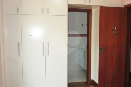 Apartamento à venda com 4 quartos, sendo 3 suítes,  em Saúde, São Paulo, SP