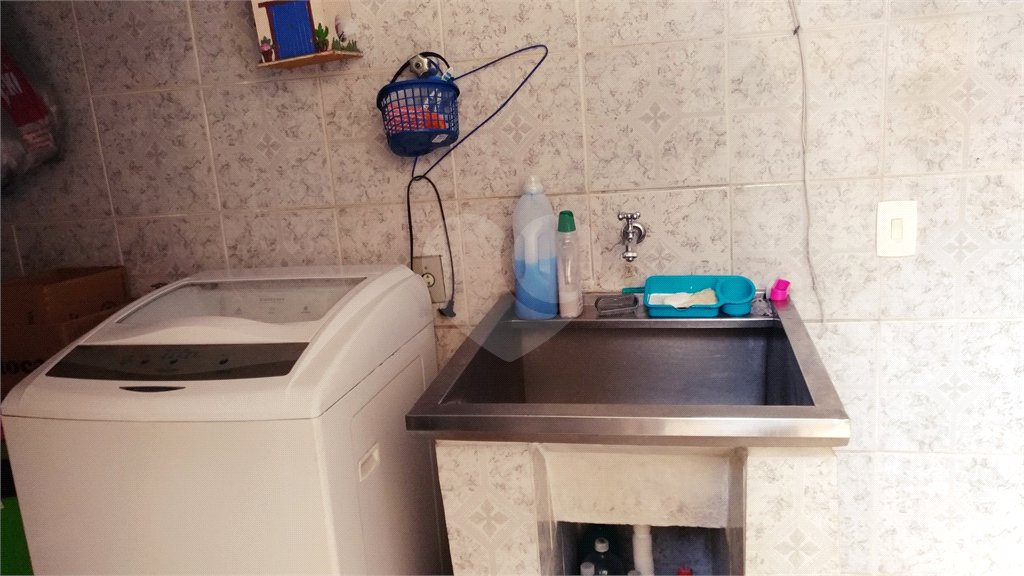 Casa à venda com 4 quartos, sendo 2 suítes,  em Vila Romero, São Paulo, SP