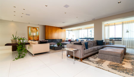 Apartamento à venda com 3 suítes em Vila Nova Conceição, São Paulo, SP