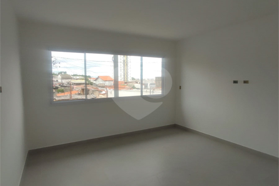 Sobrado à venda com 3 quartos, sendo 1 suíte,  em Parada Inglesa, São Paulo, SP