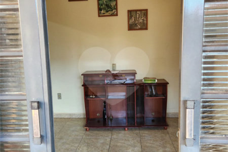 Casa à venda com 4 quartos em Vila Xavier (vila Xavier), Araraquara, SP