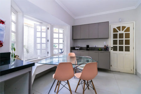 Casa à venda com 3 quartos, sendo 1 suíte, em Brooklin Paulista, São Paulo, SP