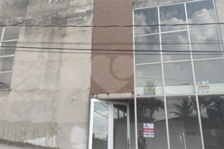 Salão Comercial para alugar em Vila Oliveira, Mogi das Cruzes, SP