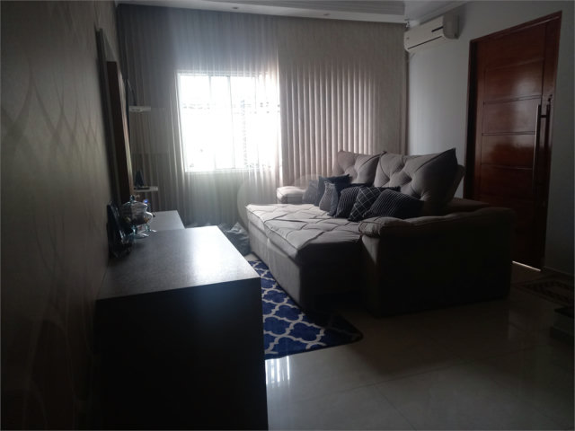 Sobrado à venda com 3 quartos, sendo 1 suíte,  em Tremembé, São Paulo, SP