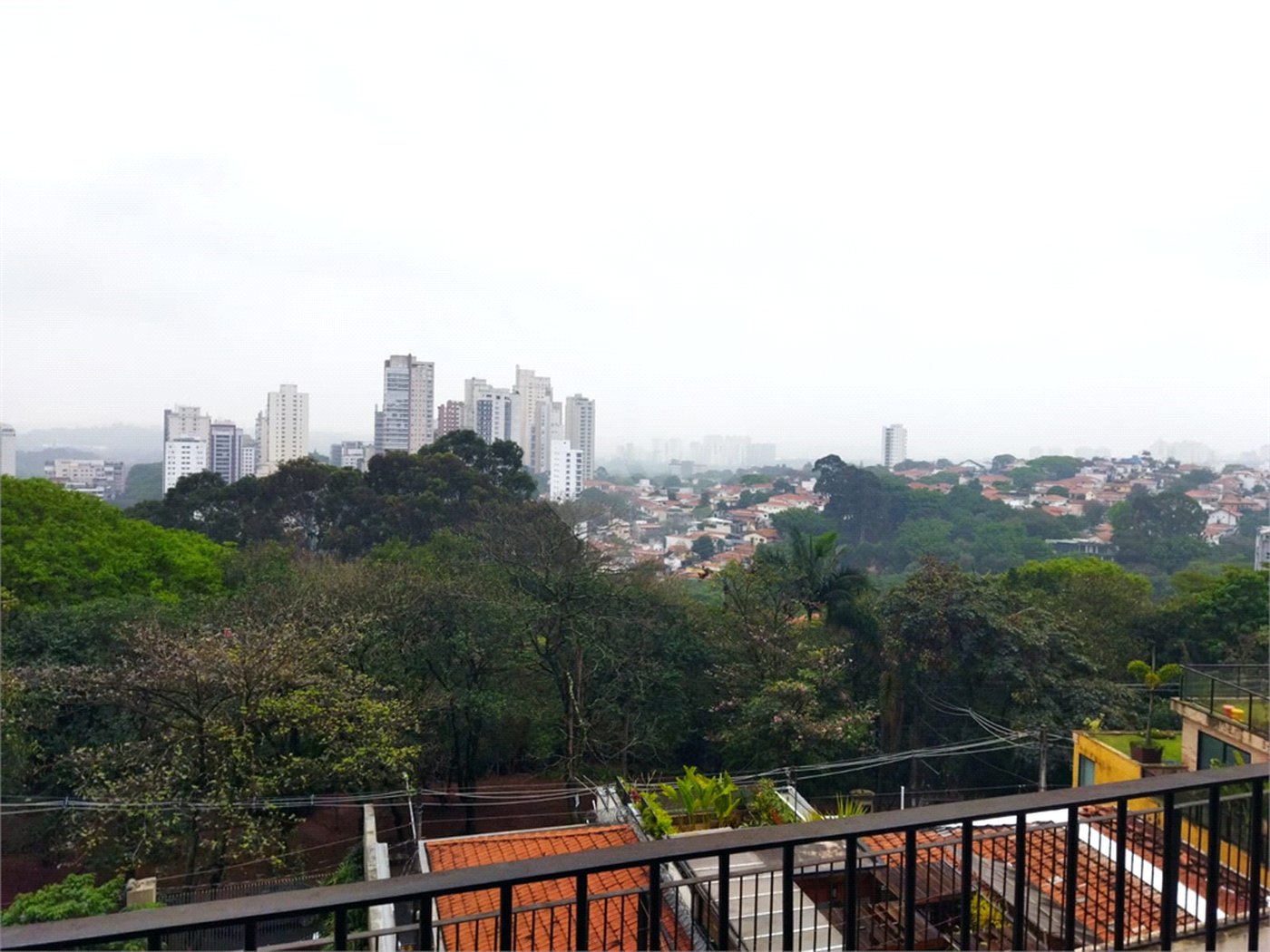 Casa à venda ou para alugar com 4 quartos, sendo 1 suíte, em Sumarezinho, São Paulo, SP
