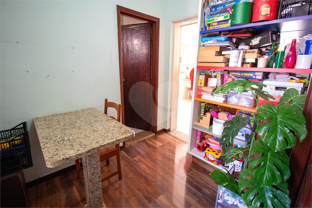 Casa à venda ou para alugar com 4 quartos, sendo 1 suíte, no Centro, São Roque, SP