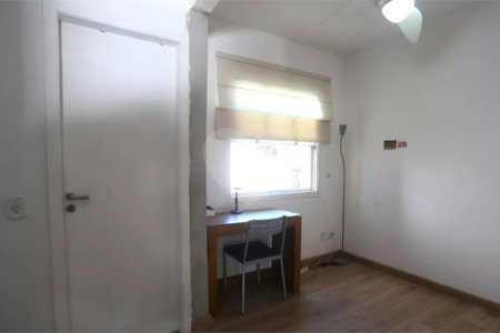 Casa à venda com 3 quartos, sendo 1 suíte,  no condomínio Residencial Villagio, São Paulo - SP