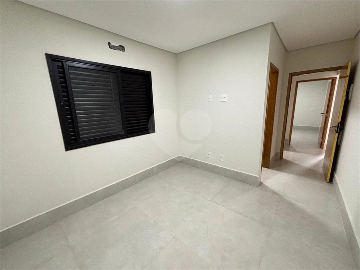 Casa à venda com 2 quartos, sendo 1 suíte, em Jardim Taquaral, Salto, SP