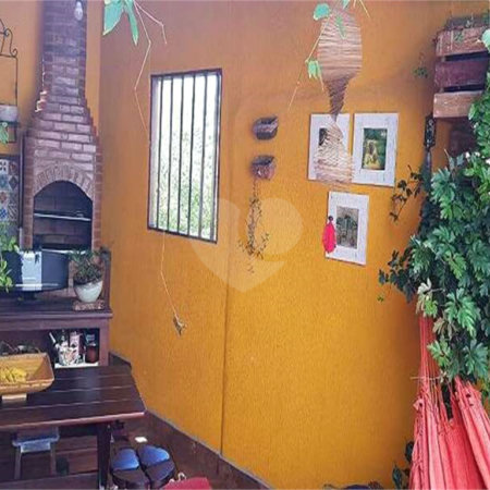 Casa à venda com 3 quartos, sendo 1 suíte,  em Santa Teresa, Rio de Janeiro, RJ