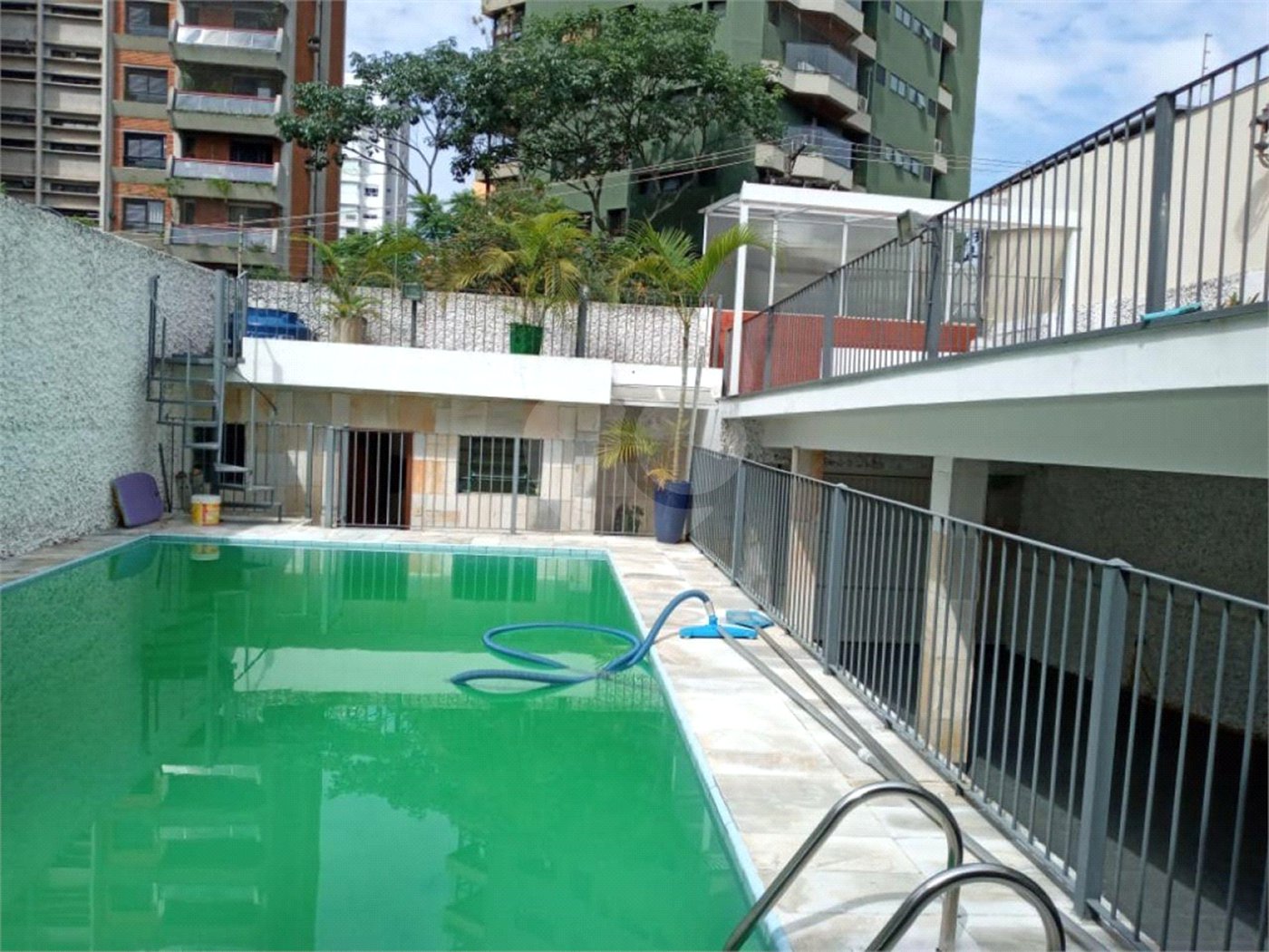 Casa à venda com 5 suítes em Vila Mascote, São Paulo, SP