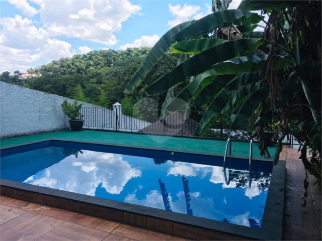 Casa Térrea à venda com 4 quartos, sendo 1 suíte,  em Horto, São Paulo, SP