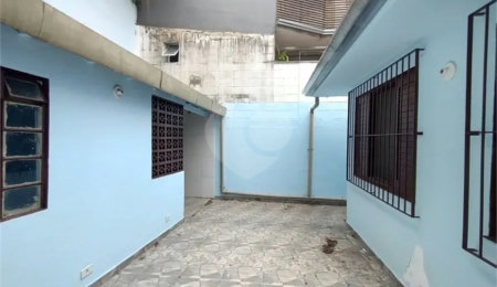 Casa de Vila à venda com 3 quartos, sendo 1 suíte,  em Jardim Esmeralda, São Paulo, SP