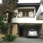 Casa à venda ou para alugar com 4 quartos, sendo 3 suítes,  no condomínio Villa das Flores, São Paulo - SP