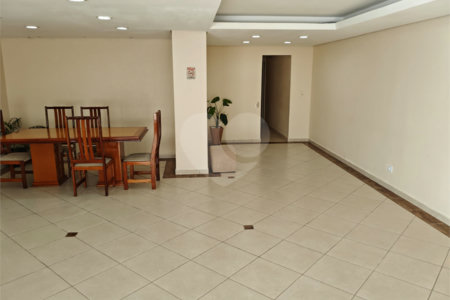 Apartamento à venda com 3 quartos, sendo 1 suíte, em Vila Ester (zona Norte), São Paulo, SP