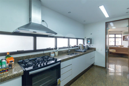 Apartamento à venda com 4 quartos, sendo 3 suítes, em Campo Belo, São Paulo, SP