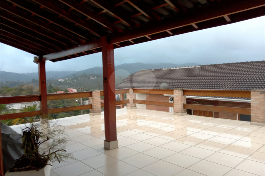 Casa à venda com 4 suítes no condomínio Alpes de Mairiporã, Mairiporã - SP