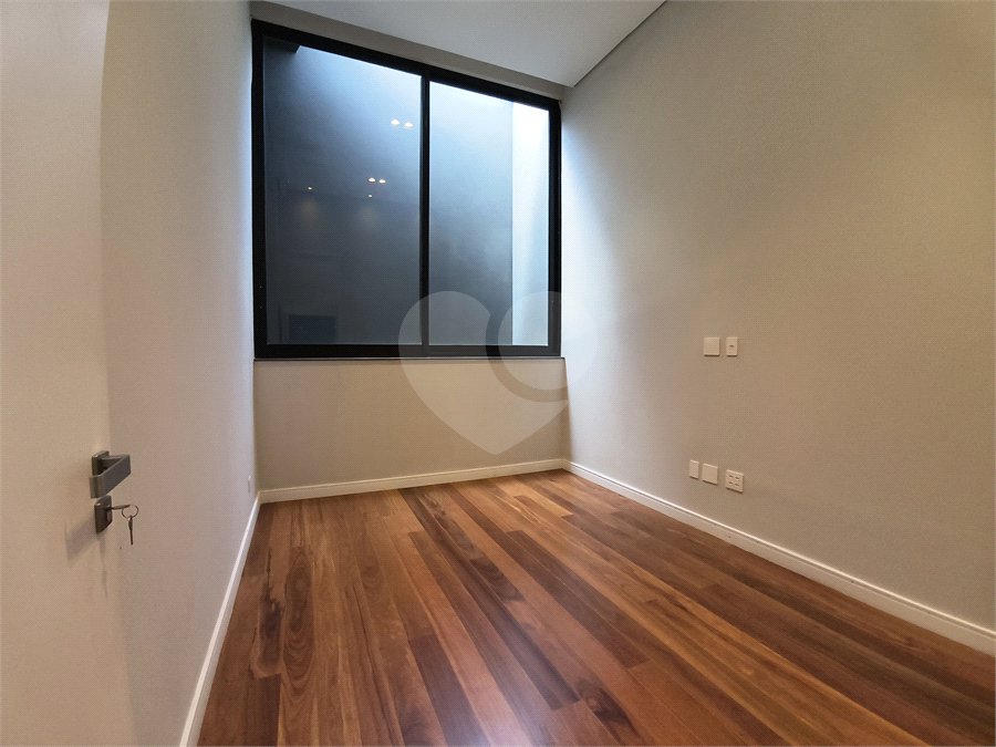 Casa à venda com 4 suítes no condomínio Alphaville Nova Esplanada 1, Votorantim - SP