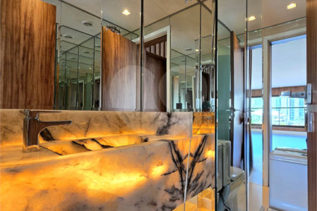 Apartamento à venda com 5 quartos, sendo 4 suítes, em Santa Cecília, São Paulo, SP