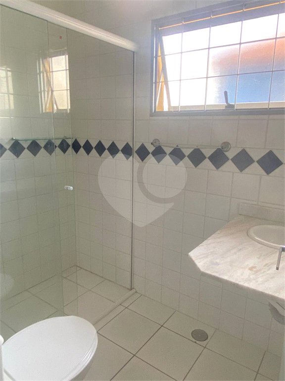 Casa à venda com 3 quartos, sendo 1 suíte,  em Vila Suissa, Mogi das Cruzes, SP