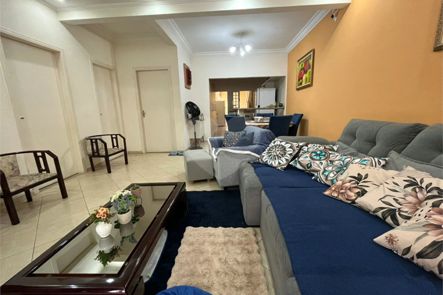 Casa Térrea à venda com 5 quartos, sendo 2 suítes, em Tucuruvi, São Paulo, SP