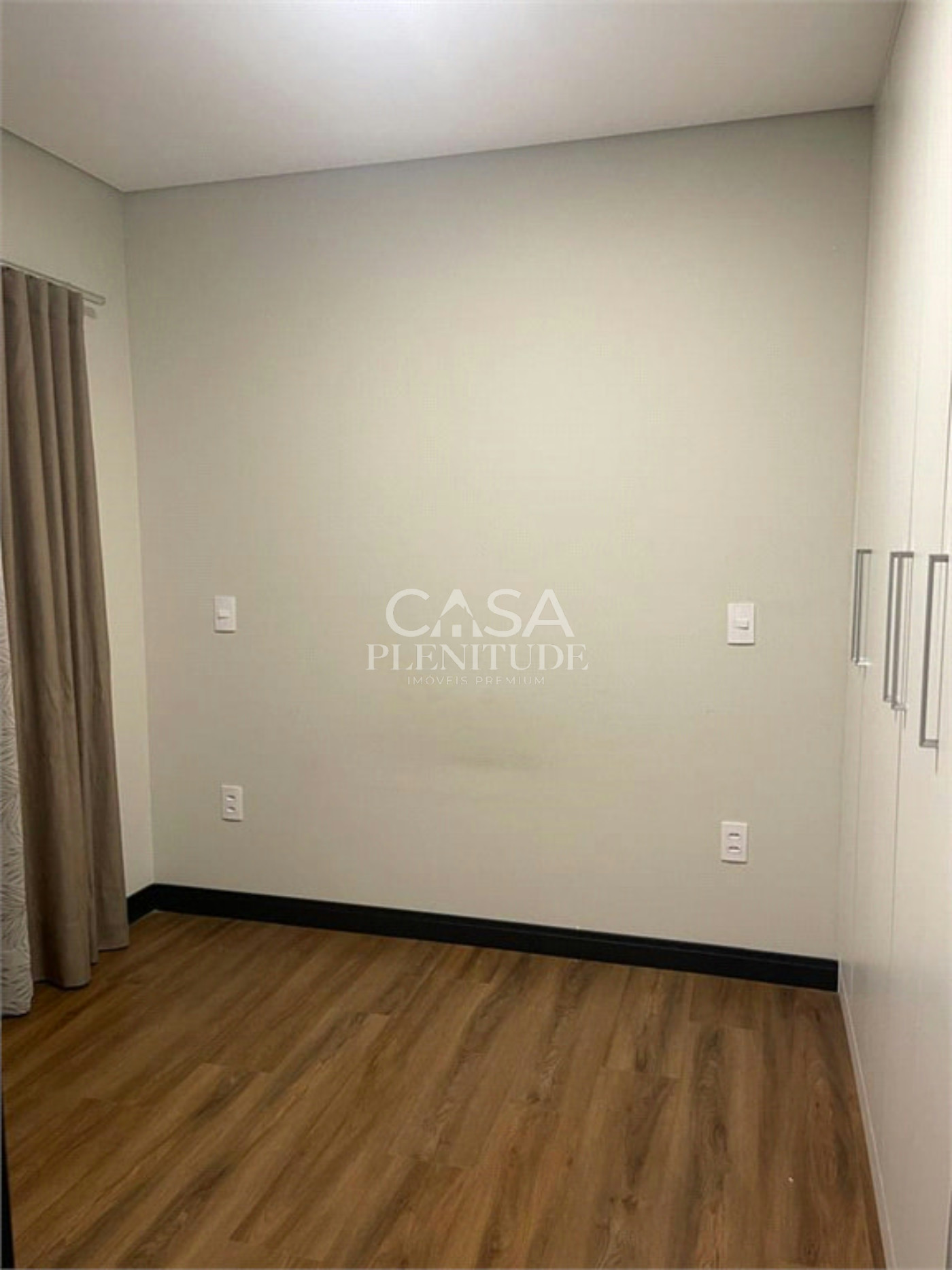 Terreno em condomínio à venda com 3 suítes em Chácaras Residenciais Santa Maria, Votorantim, SP