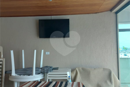 Apartamento à venda com 3 quartos, sendo 1 suíte,  no Centro, Suzano, SP