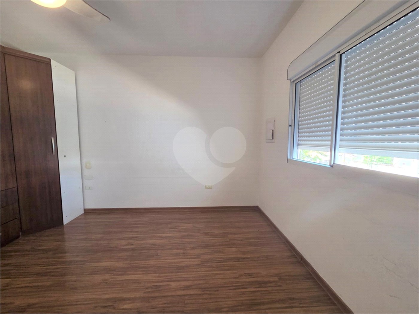 Sobrado à venda ou para alugar com 3 quartos, sendo 2 suítes,  em Vila Lucia, São Paulo, SP
