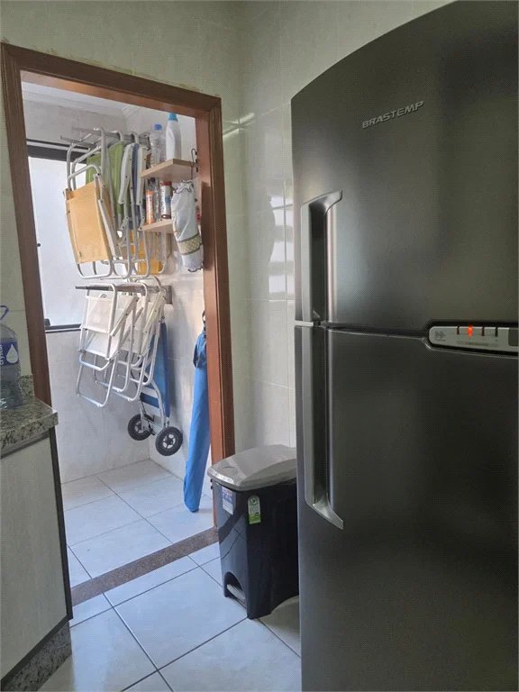 Apartamento à venda com 2 quartos, sendo 1 suíte,  em Canto do Forte, Praia Grande, SP