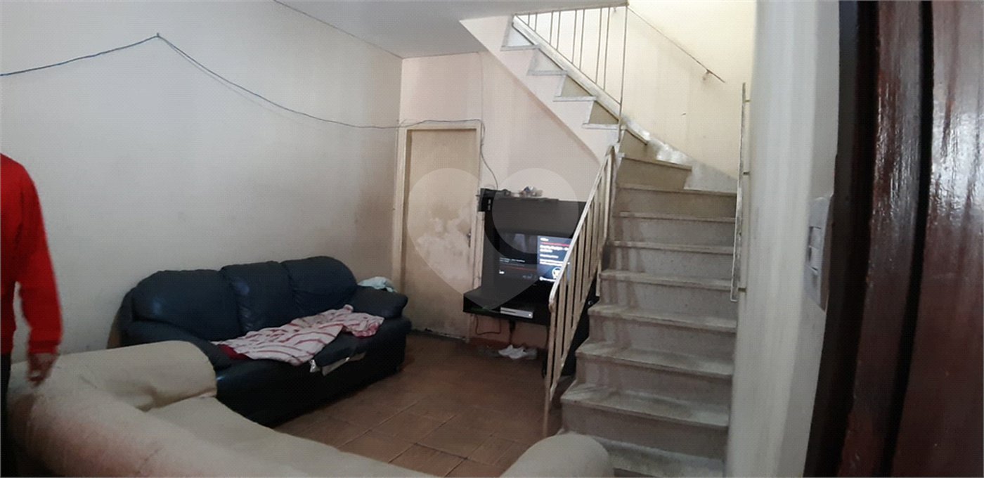 Sobrado à venda com 2 quartos em Santana, São Paulo, SP