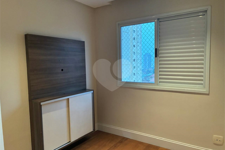 Apartamento à venda com 3 quartos, sendo 1 suíte, em Vila Guilherme, São Paulo, SP