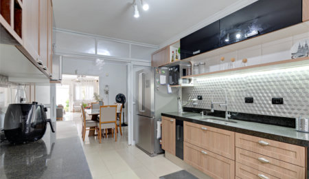 Casa Térrea à venda com 3 suítes em Santo Amaro, São Paulo, SP