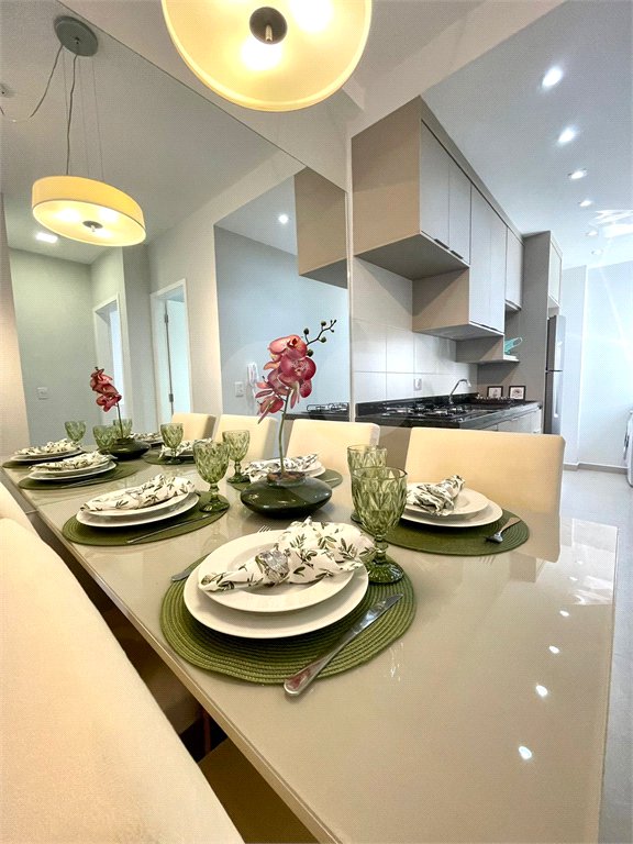 Apartamento à venda com 2 quartos em Chora Menino, São Paulo, SP